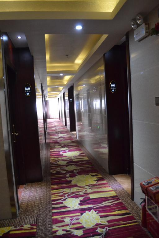 Xiang Tian Hotel Гуанчжоу Экстерьер фото